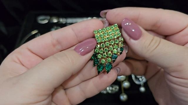 Украшения из шкатулок (б/у) 2.11 смотреть онлайн