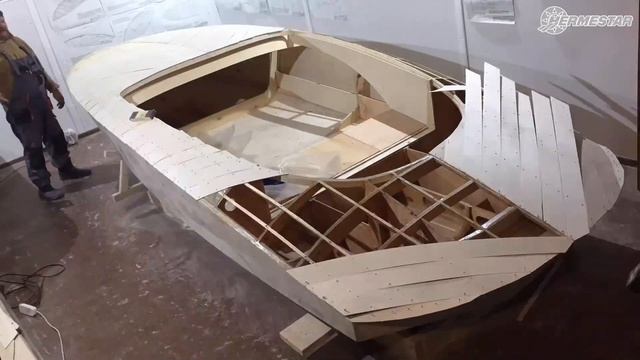 Custom Runabout Building  Part 3