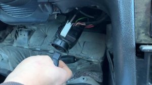 Mercedes W210 ключ не вращается в замке зажигания