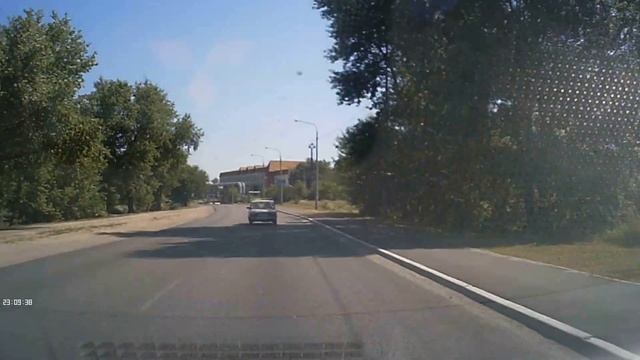 Дурак за рулем.Дорога, Днепр. Fool driving a car смотреть онлайн