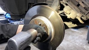 Замена подшипника ступицы. Ремонт Ленд Ровер Дискавери 4 своими руками. LRBRO TEAM.