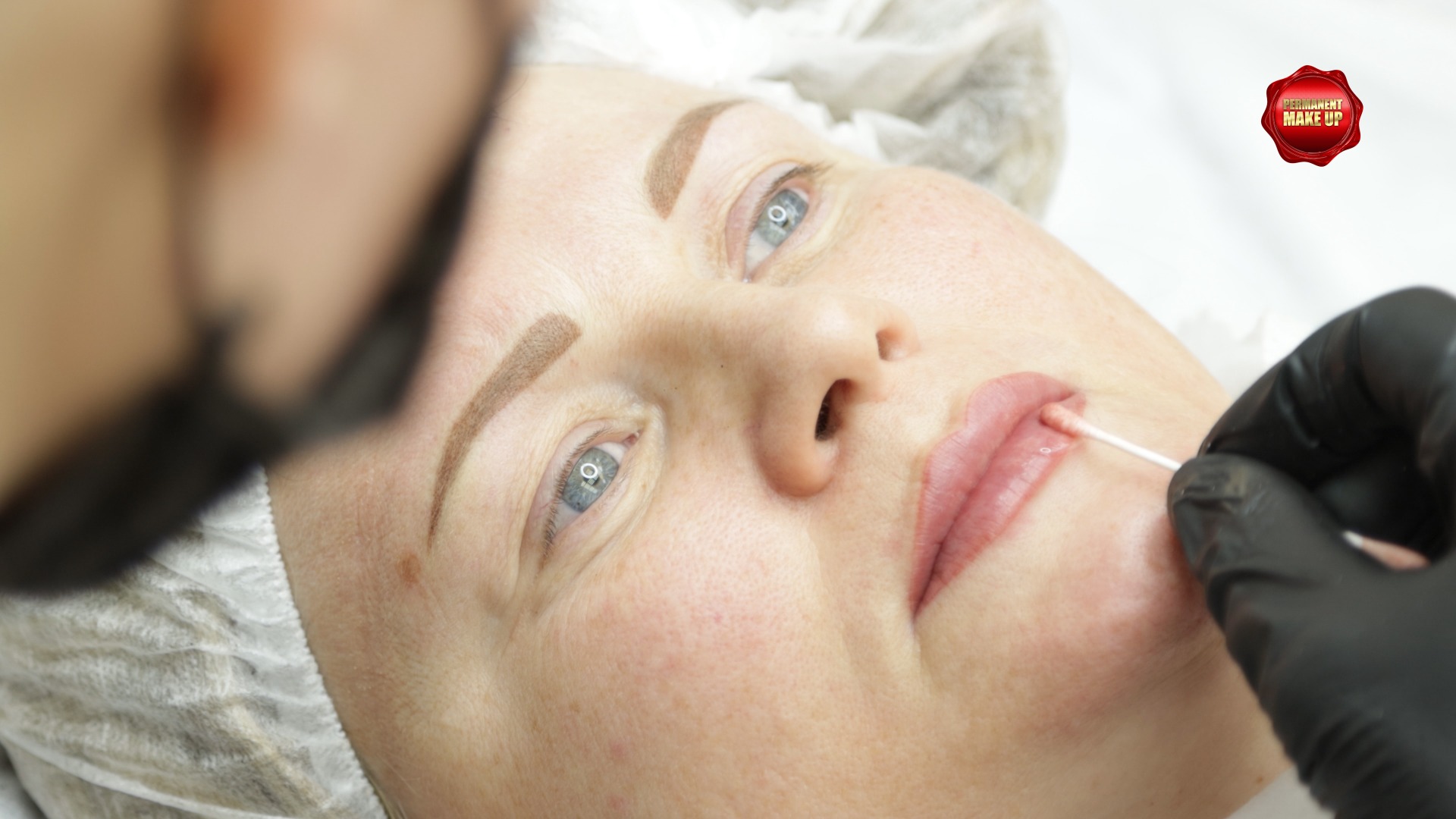 Перманентный макияж двух зон одновременно. Идеальная форма и цвет. До и после смотреть онлайн