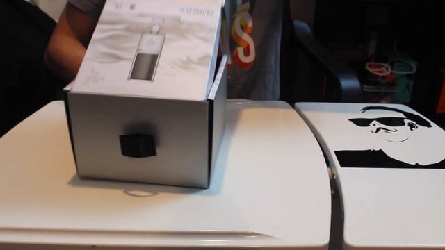 Unboxing Razer Seiren X Microphone смотреть онлайн
