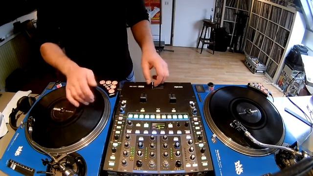 DJ DNS // Cut Like A Guillotine смотреть онлайн