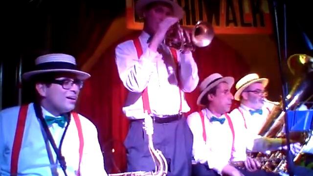 SWEETWATER JAZZ BAND - Tin Roof Blues смотреть онлайн
