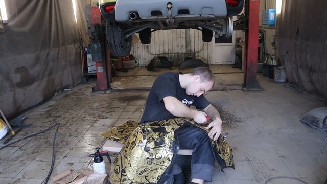 Шумоизоляция подкрылков Рено Дастер смотреть онлайн