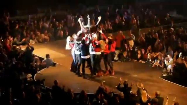 Julgalan 2014 Skelleftekraft Arena - Magnus Uggla смотреть онлайн