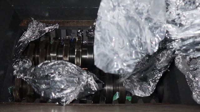 INDUSTRIAL WASTE PLASTIC RECYCLING PLANT MACHINERY PROCESS | PLASTIC FILM SHREDDER SR-25 | EP.16 смотреть онлайн