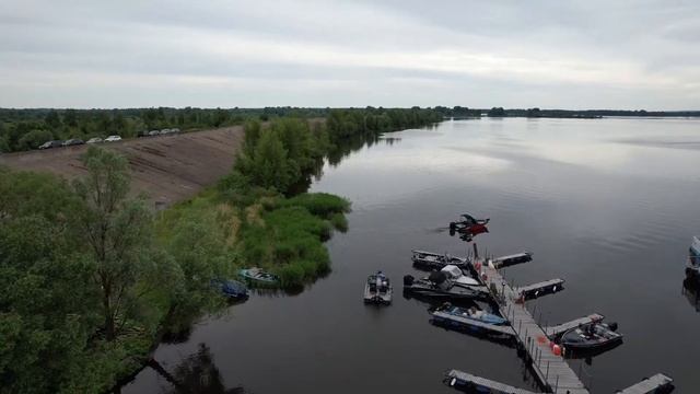 Моя лодка на базе Васильсурская Слобода. На рыбалку! смотреть онлайн