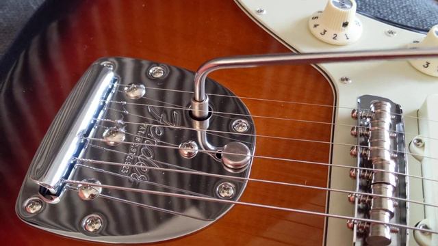 Fender American Pro Jazzmaster tremelo clicky смотреть онлайн