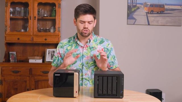 Synology DS923+ vs QNAP TS464 - Is Synology DSM Worth the trade offs? смотреть онлайн