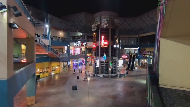 Neonopolis: The (Kind Of) Neon Dead Mall | Retail Archaeology смотреть онлайн