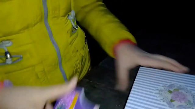 Дарим подарки друг другу на 8 марта читайте описание смотреть онлайн