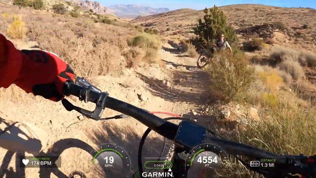 3 Mile Smile Home of Stage 1 of DVO Enduro Race - Trek Fuel Ex - Las Vegas Trails смотреть онлайн