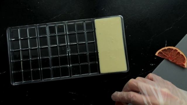 Как делать шоколад || HAND MADE CHOCOLATE смотреть онлайн