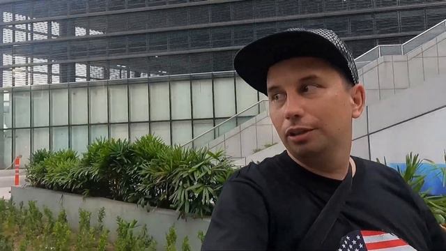 Банановые хотдоги в IKEA ? Манила город контрастов | Гуляем по набережной в Mall of Asia Manila смотреть онлайн
