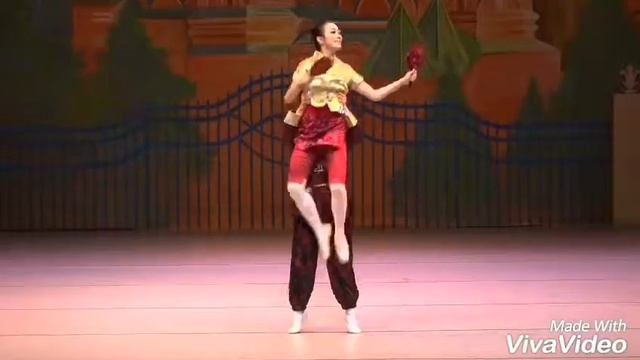 Nutcracker Chinese dance смотреть онлайн