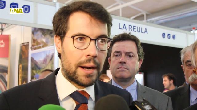 La Seu inaugura la Fira de Sant Ermengol i vol convertir-se en la "capital catalana del formatge" смотреть онлайн