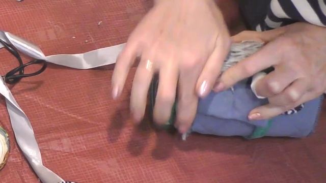 #DIY/ ПОДАРОК СВОИМИ РУКАМИ/ СКАНДИНАВСКИЙ ГНОМ с СЮРПРИЗОМ смотреть онлайн
