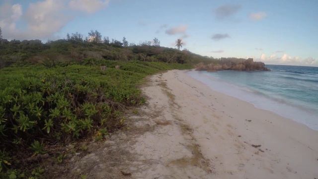 Ла Диг пляж Anse Cocos 2 смотреть онлайн