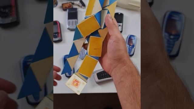 Змейка из детства многих. Старая головоломка ) смотреть онлайн