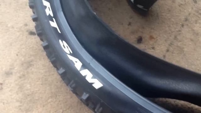 Schwalbe Smart Sam 2.25 tyre смотреть онлайн