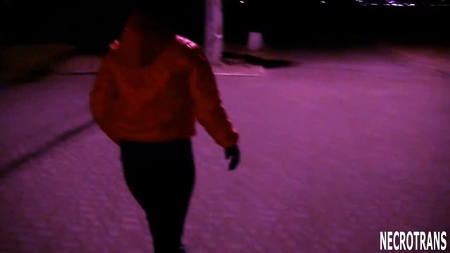 ПРОТИВОГАЗЫ И ЗАКРЫТЫЕ КОСТЮМЫ - КОСТЮМ СКАФАНДР, ЗАЩИЩАЮЩИЙ ОРГАНЫ ДЫХАНИЯ И ИЗОЛИРУЮЩИЙ ОТ ЛИШНЕГ смотреть онлайн