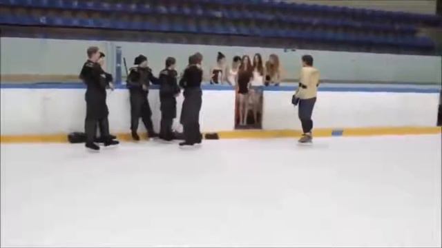 не РУССКАЯ ПОДБОРКА ПРИКОЛОВ №1 Самые смешные девушки Лучшие за неделю 2016 Прик 1 смотреть онлайн