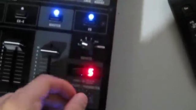 BEHRINGER DJX-750 смотреть онлайн
