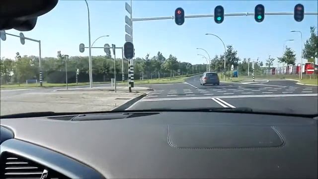 Cruising with a Audi R8 Quattro смотреть онлайн