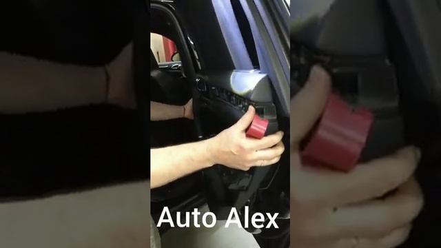 Porsche Cayenne ремонт шторки задней двери. Автоэлектрик смотреть онлайн