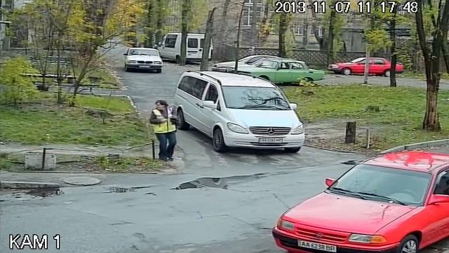 Видео с видеокамеры наблюдения Atis на 1000ТВЛ смотреть онлайн