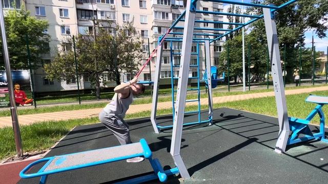 СПИНА | КАК НАКАЧАТЬ СПИНУ НА ТУРНИКАХ ? смотреть онлайн