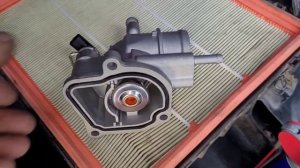 Замена термостата на VITO W638 2.2CDI OM611 #МаксимальноПОДРОБНО#датчик С⁰ О.Ж.с термостатом в сбор