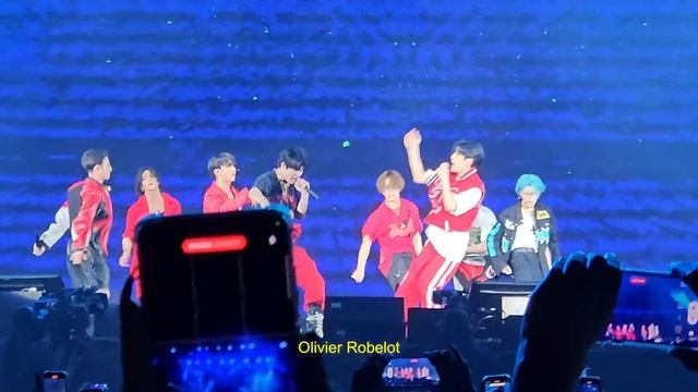 Stray Kids @ Lollapalooza In Paris - Super Bowl | Fancam