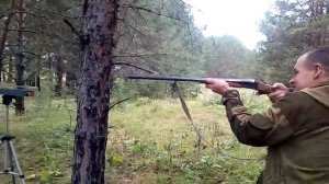 опасный выстрел из ружья иж-43 12 калибра,навеска пороха сокол 2,3 + 1гр дымного пороха,дроби 32 гр