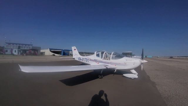 Как выглядит моя учебная парта (Tecnam P2002) смотреть онлайн
