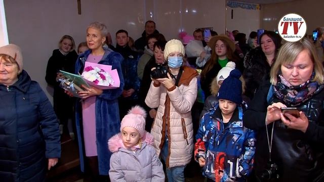 Первым в новом 2023 году в Балашове родился мальчик смотреть онлайн