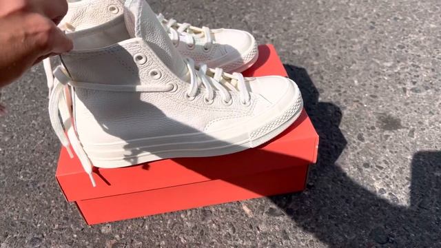 Converse Chuck 70 кожаные высокие А00731С смотреть онлайн