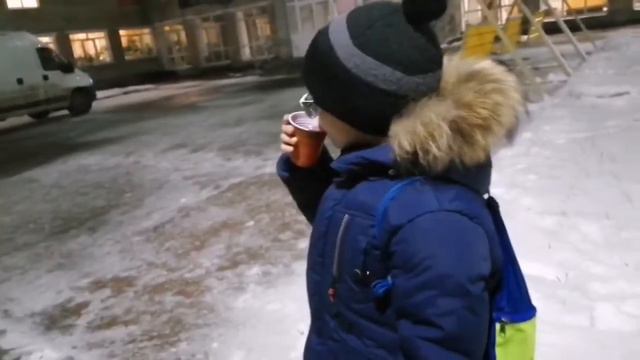 Такого заезда у нас ещё не было)) В дк. Последний школьный день. смотреть онлайн