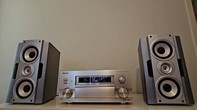 testing Samsung Galaxy S23 Ultra camera and the microphone смотреть онлайн