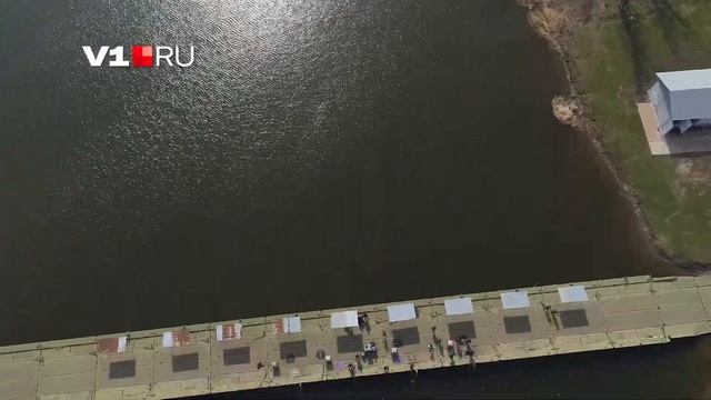 Погружение водолазов в новейшем снаряжении смотреть онлайн