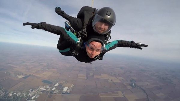 1642 Nolan Wells Skydive at Chicagoland Skydiving Center 20181013 Adam Chris
