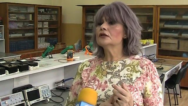 ПГЕ "А. С. Попов" посреща своите ученици в изцяло обновена сграда! смотреть онлайн