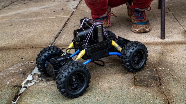 My GRANDSON CREATED THIS - A SONY HX9V CAMERA MOUNTED ON HIS RC VEHICLE смотреть онлайн