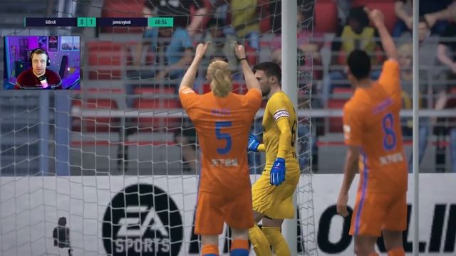 КАК МОЖНО В ЭТО ИГРАТЬ ? FIFA ONLINE 4 GARENA смотреть онлайн