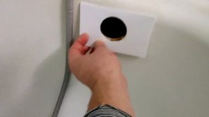 как заделать дырку в стальной ванне... лёгкий способ