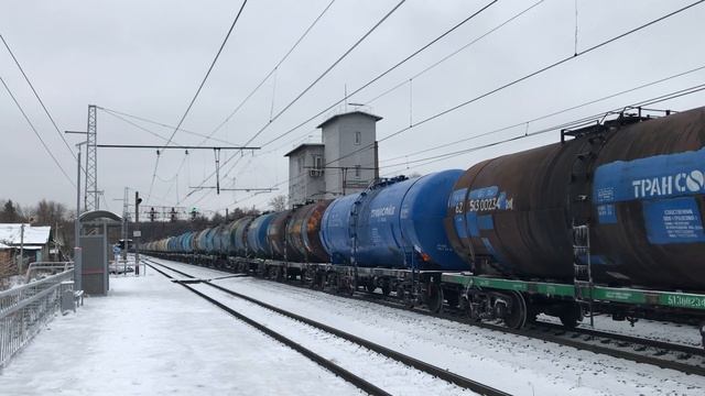 Электровоз ВЛ11-166/043Б с наливным поездом смотреть онлайн