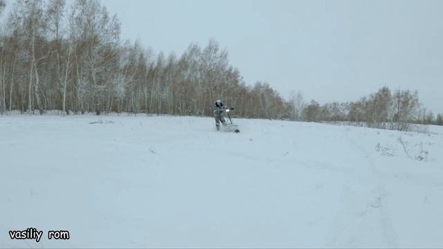 Мини снегоход испытание тест драйв (мото снегокат на гусенице) смотреть онлайн