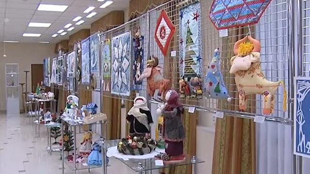 В ЦКР «Форум» работает выставка «Чудо Рождества» смотреть онлайн